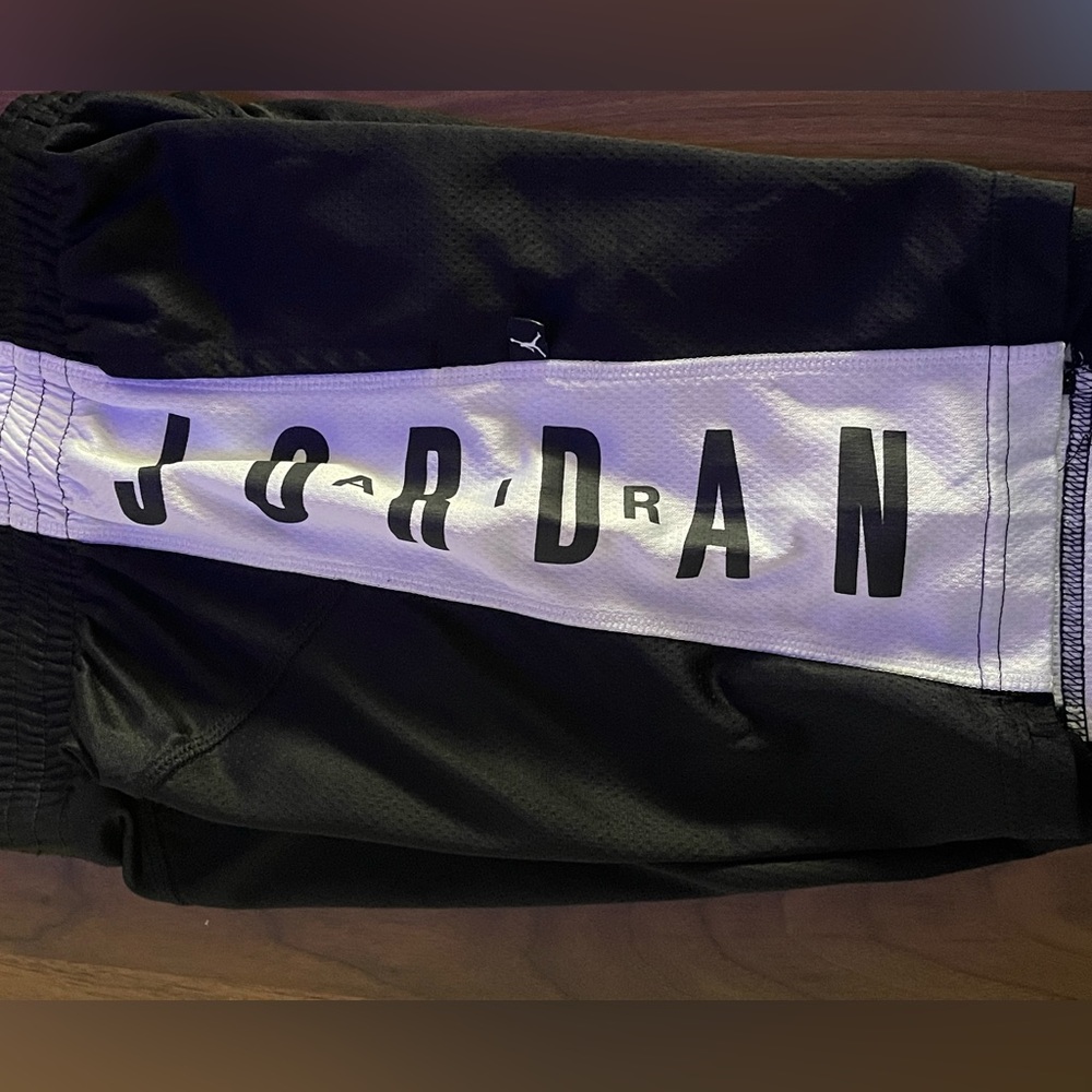 KIDS Jordan Air basketball shorts (S)